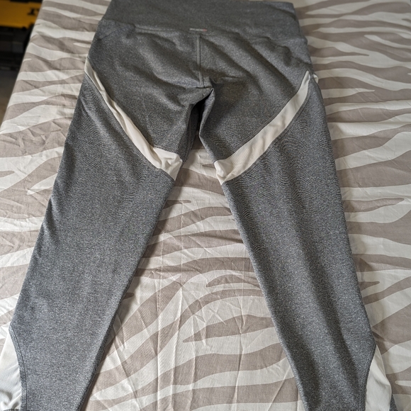 Aerie Chill Leggings - Picture 2 of 4
